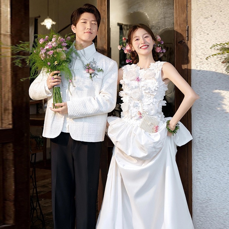 フランス旅行は軽いウェディングドレスを撮ります