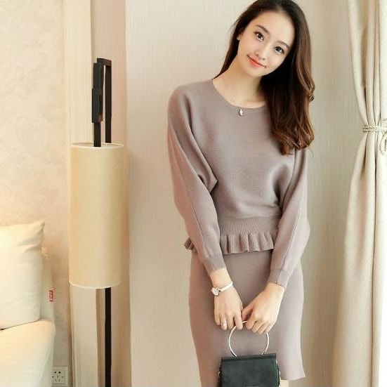 セットアップレディース秋スカート膝丈ニットセーター長袖タイトスカート上下セットフォ