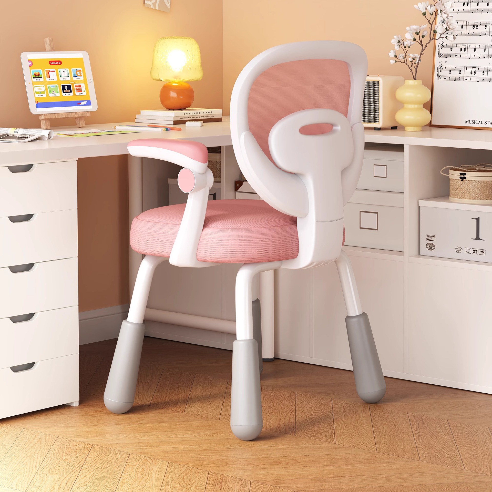 小規模で安定した小学校の生徒のライティングチェアチルドレンズラーニングチェアの座席姿勢補正は椅子を快適に持ち上げて調整できます
