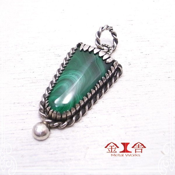 シルバーペンダント マラカイトアクセサリー 作家 ハンドメイド //金工舎