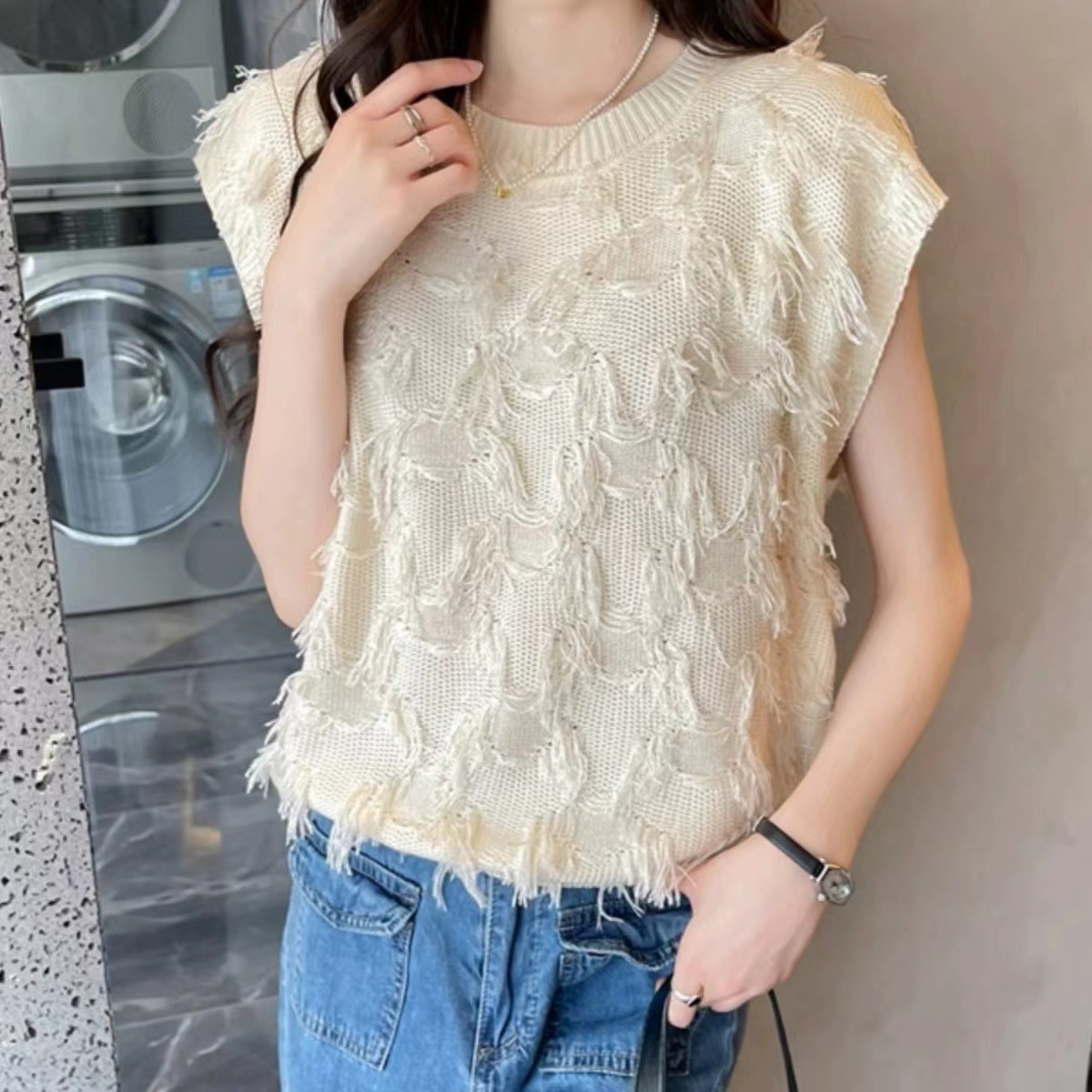 シャギーニット フリンジニット フリンジベスト シャギー フリンジ ニット ノースリーブ タッセル プルオーバー ベスト オフホワイト ルーズ オルチャン 韓国 レディース ショート丈ニット 半袖