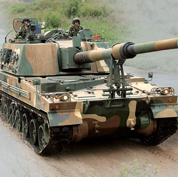 [1/48スケール] R.O.K ARMY自走砲「K9」, アカデミープラモデル #T13312