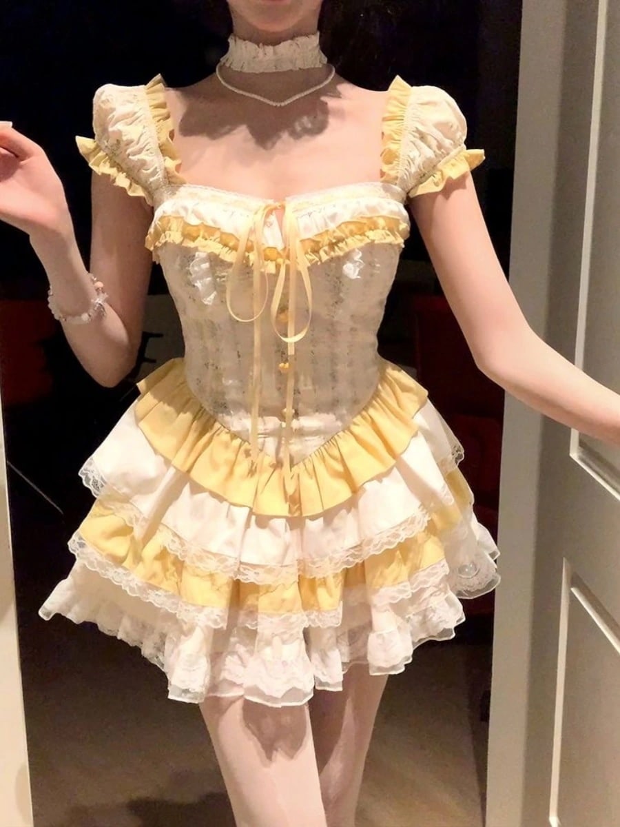 大人気作ロリータコスプレロリータワンピースイエロー着痩せポンポンスカート洋半袖op常花嫁茶会