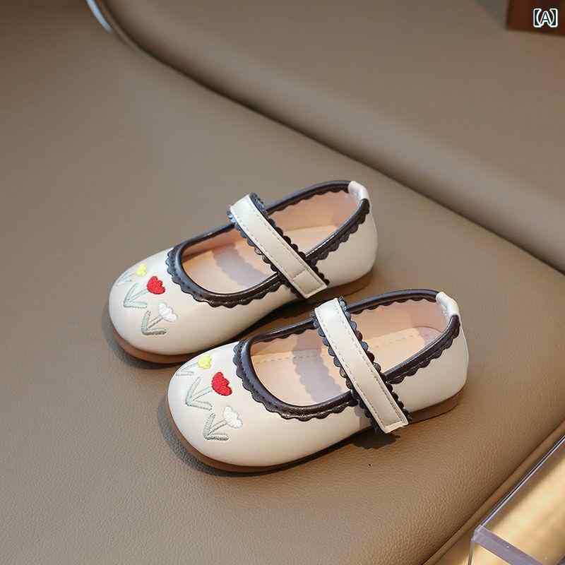 ベビー キッズ シューズ レザー 靴 英国風 女の子 花 刺繍 革靴 ソフトソール ラウンドトゥ 森ガール 赤ちゃん 滑りにくい 歩行訓練