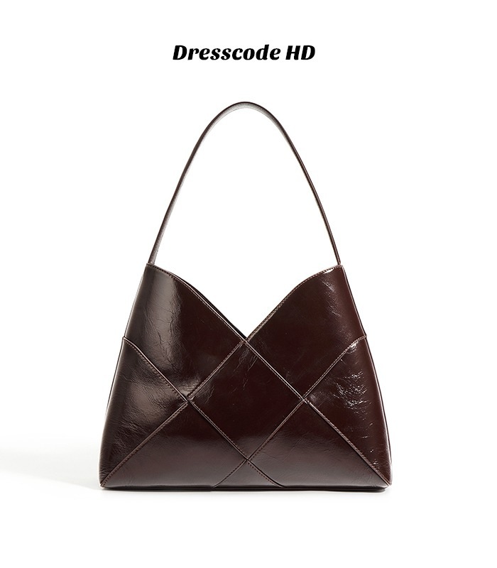 天然牛革 V ショルダーバッグ 8,620円