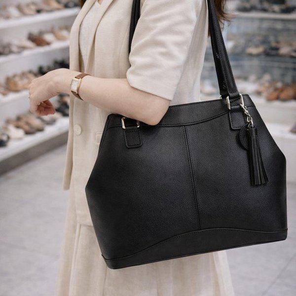 女性 新作 ロングタッセル ショッパーバッグ EOESBH861BK HFPT4A GN_GN