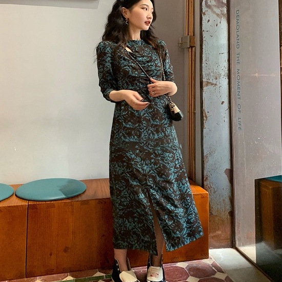 【取寄：納期2週間】リゾートワンピース レディース 春 長袖 ワンピース スリット入り ロング丈 マキシ丈