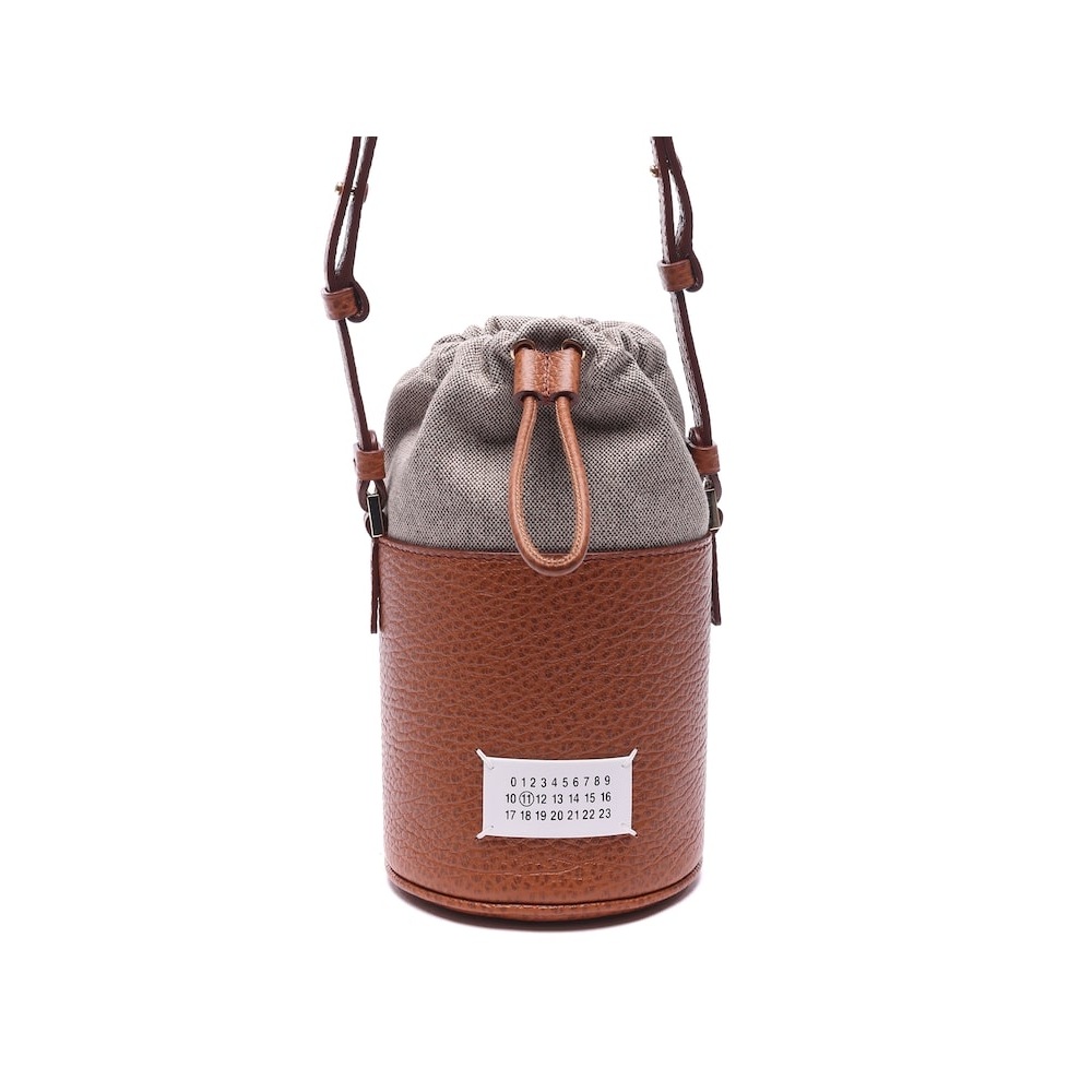 メゾンマルジェラ [メゾンマルジェラ] 22SS レディース 5AC ナンバリングロゴパッチバケットクロスボディバッグ (S56WG0164_P4348_T2335_22S) PVOS56WG0164