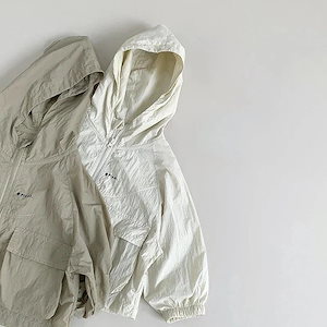 子供服の日焼け止め上着,男女の赤ちゃんのの薄手のコート,ベビー服,ベビーの韓国版の外で皮膚の服を着て,エアコンのカーディガン