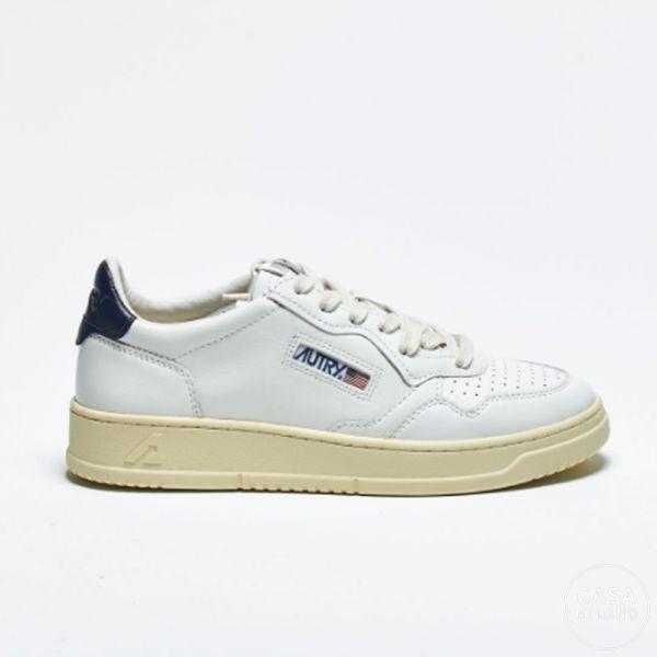 オートリー メダリスト ロー メンズ スニーカー ホワイト ブルー AULM LL12