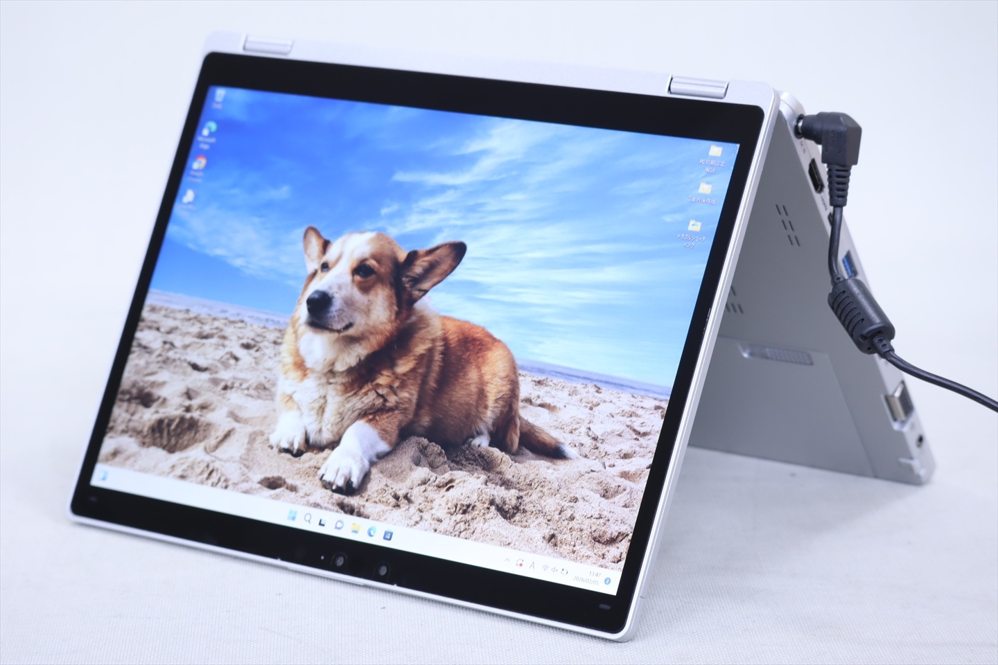 即配 2022年WQXGA+液晶パワフル2in1PC Lets note CF-QV1SFLAS i7-1185G7 16GB 512G 12.0WQXGA+ WiFi6 リカバリ BAA評価