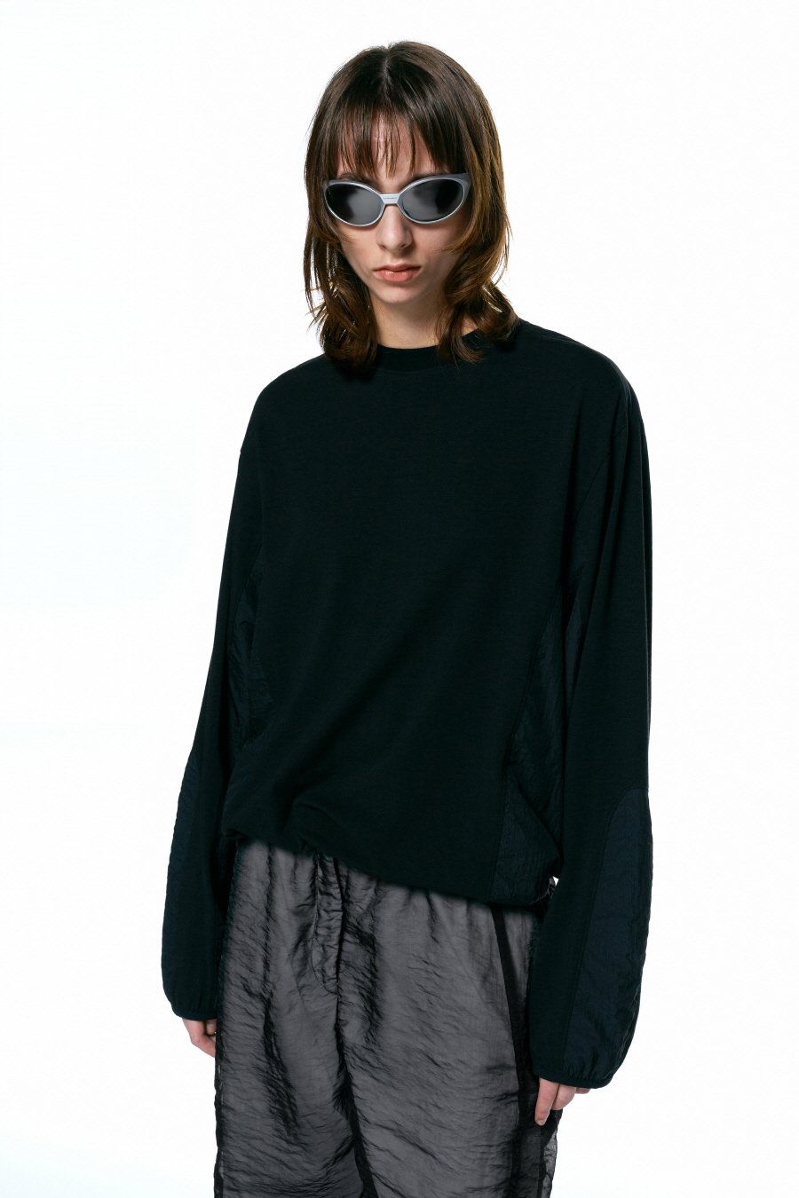 【INSILENCE】 PANEL LONG SLEEVE T-SHIRT : BLACK 8,640円