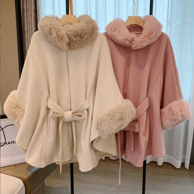 レディース ベルト ファー ポンチョ アウター コート ドールスリーブ マントショール ミッドレング ジャケット 2色 大人可愛い ママコーデ ママファッション 韓国系 オルチャン