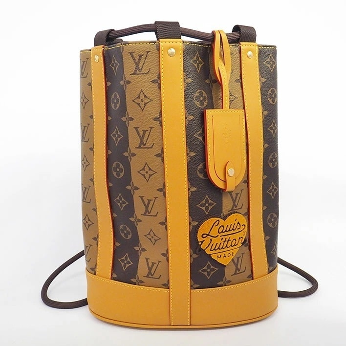 【新品同様】ルイ ヴィトン ルイヴィトン×NIGO ランドネ メッセンジャー モノグラムストライプ 男女兼用 【バックパック・リュック】