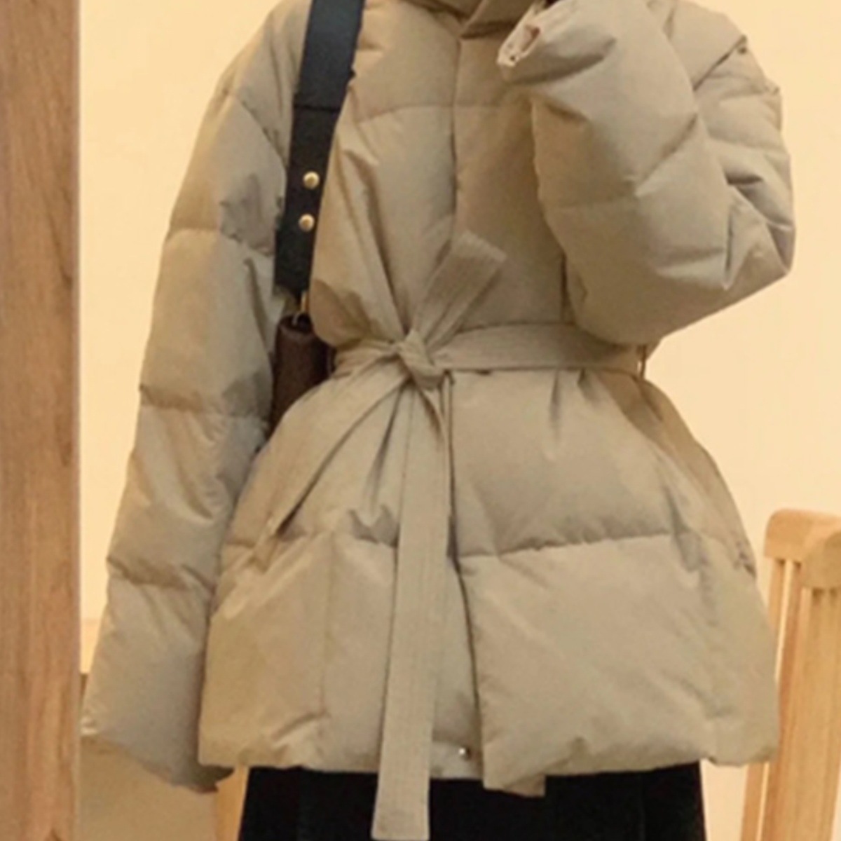 カーキウエストダウンジャケットレディースデザイン 2025 冬ショートスリムコットンジャケットファッショナブルでトレンディな 5,415円
