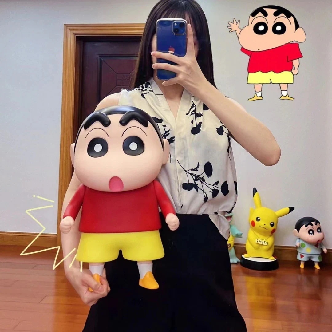 新品【BIG-SALE限定】の置物の大きいサイズののアニメ漫画の手は野原新之助に遊びます