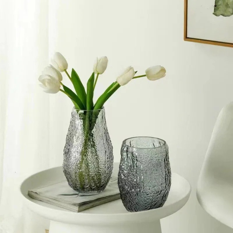 【20点セット】【送料無料】現代のシンプルなセミの緑のガラス花瓶ライト贅沢なリビングティーテーブル水耕生け花の置物