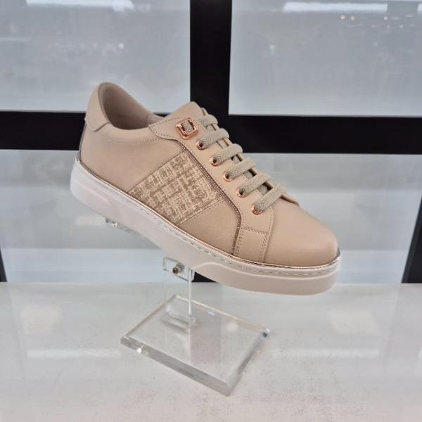 HC11 牛革女性靴 P0Q8U5E13 (41378974)