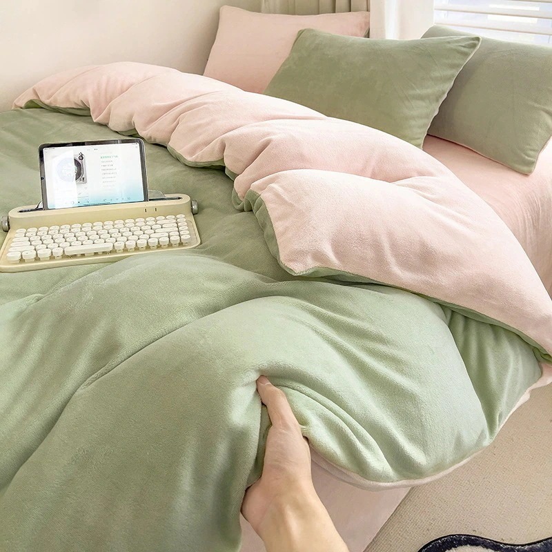 今の流行豪華な肥厚布団カバーベッド 4 点セット裸睡眠用スエードコーラルベルベットミルクベルベットシーツ学生寮 3 点セット