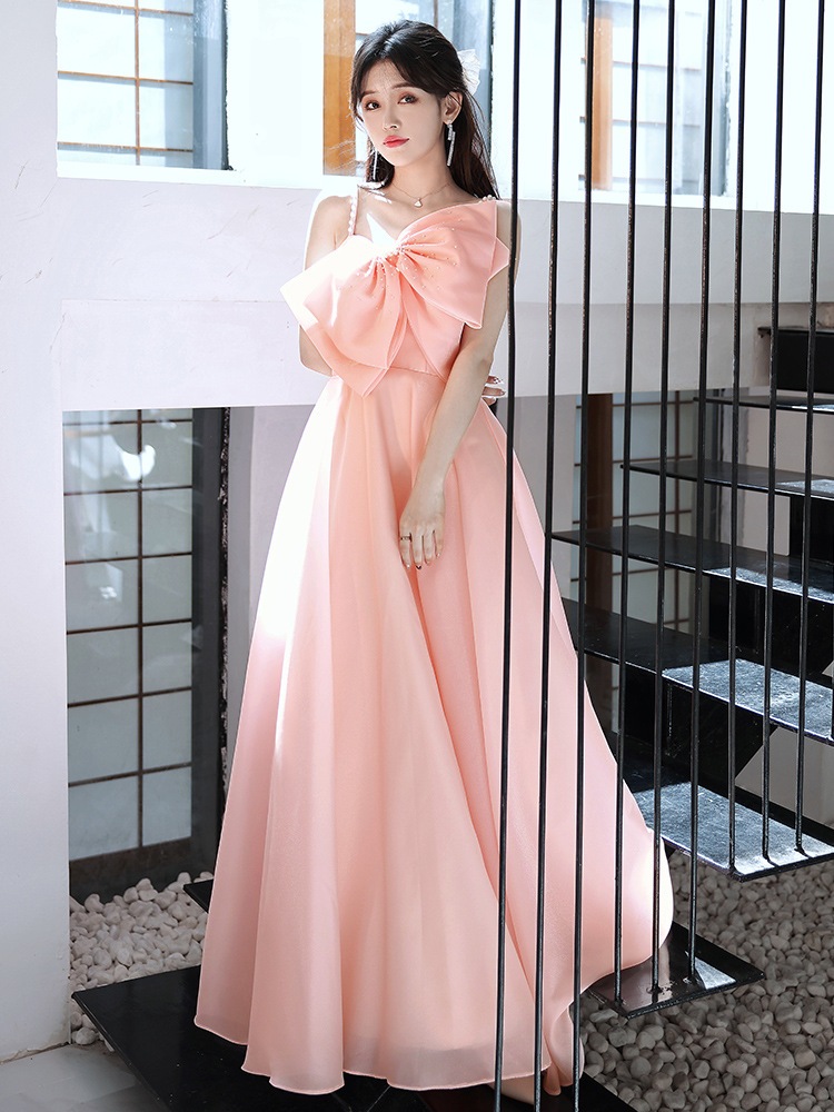 女性のためのイブニングドレス 2024 New しいスタイルのエンゲージメント Runaway プリンセス ピンクトースト花衣シンプルなリボンドレス 6,002円