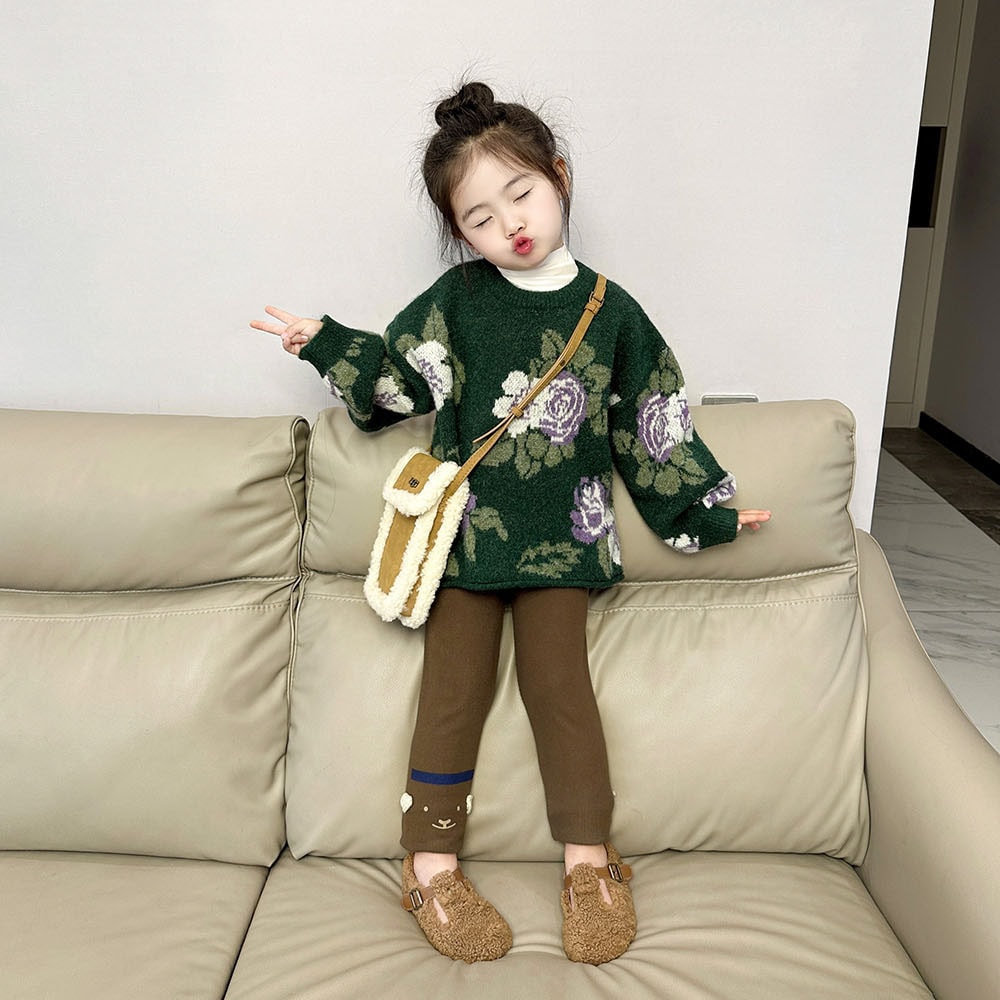 子供服2024秋冬女の子ニットセーターフォレストレトロガールベビー長袖プルオーバーセーター88