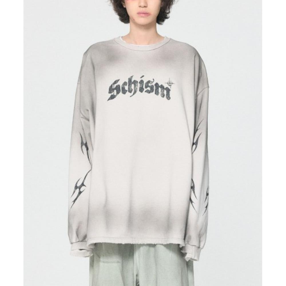 SCHISM INDUCING BLACKLETTER SWEATSHIRT DIRTY GREY QB3SW0