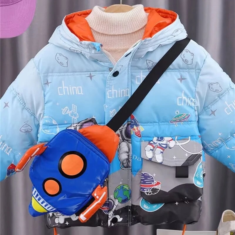 新しい 男女コート綿服冬服新型子供服冬服プラスベルベットウルトラマン突撃服赤ちゃん綿服