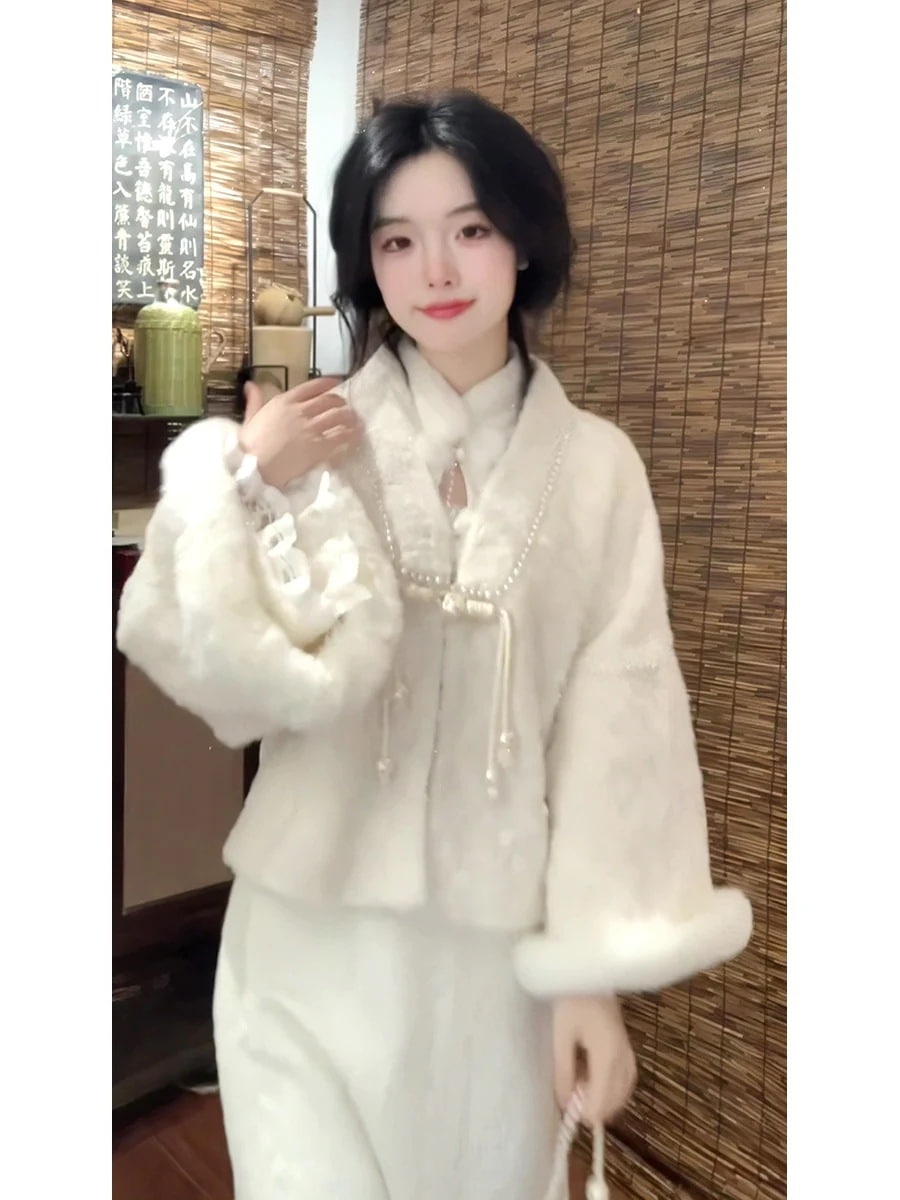 【2枚購入で200円 OFF！急速出荷】冬刺繍プラッシュスリーブパールジャケット長袖チャイナドレス2点セット