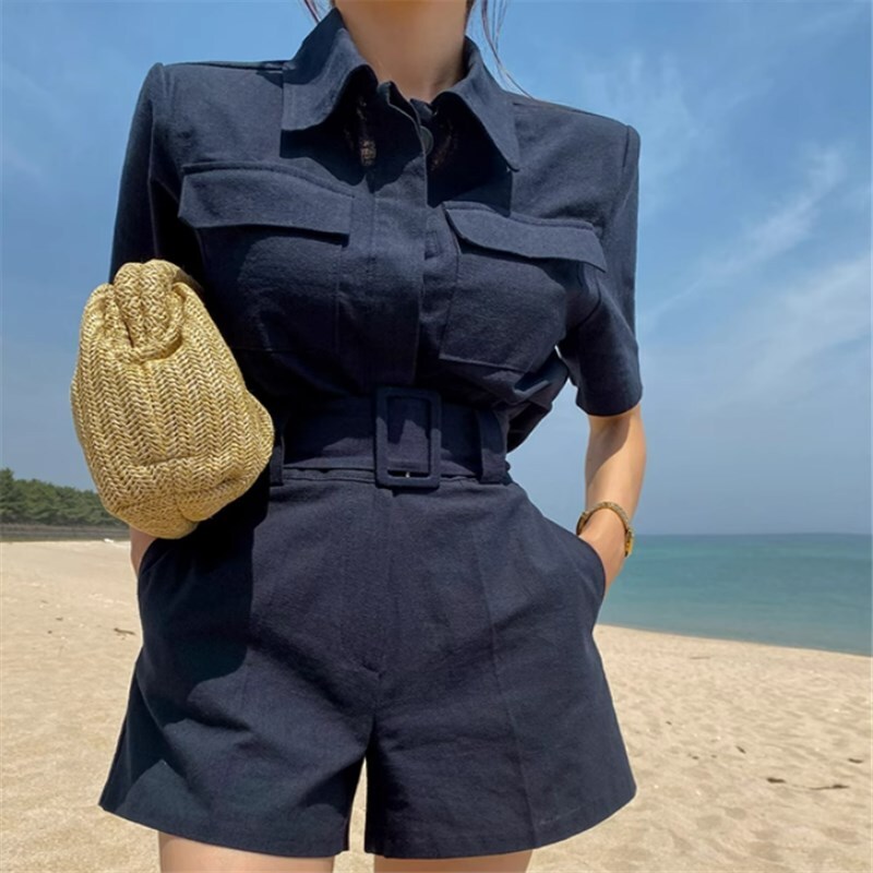 ツーピーススーツ ブラウス ショートパンツ ショート ショート丈 袖あり 半袖 POLO襟 かわいい 大人可愛い きれいめ シンプル カジュアル 大人 上品 おしゃれ お洒落 かっこいい レトロ