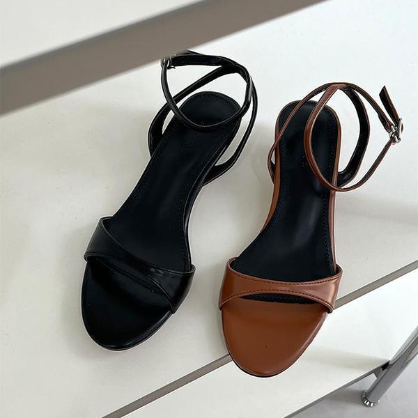 女性ストラップローヒール夏サンダルヒール3cm