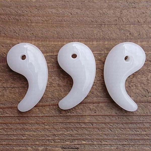 ビーズ アクセサリー用品 アクセサリー道具 材料 手芸 ハンドクラフト コレクション 勾玉 特大