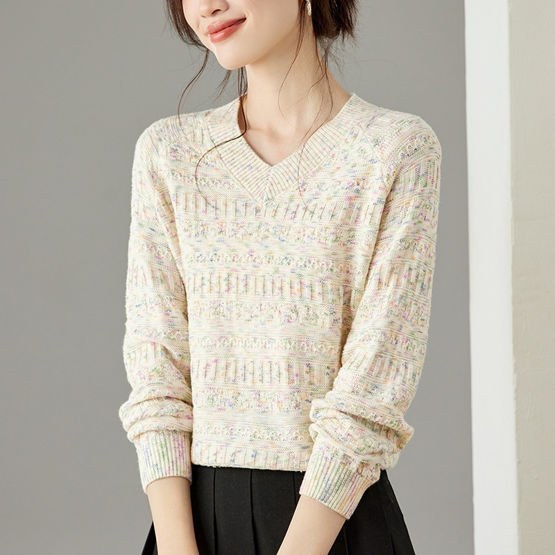 2025年新作エレガントで若々しいベースレイヤートップ美しいハイウエストショートトップ秋冬インナーレイヤーにスタイリッシュなセーター