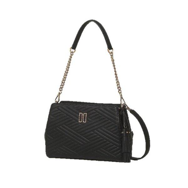 AK水原店 ハンドバッグ ブラックカーライルレザーミディアムショルダーバッグ DCBA5F365