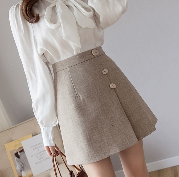 スカート モテアイテム ミニスカート ミニ ミニ丈 膝上 スリム Aライン ハイウエスト 薄手 かわいい 可愛い きれいめ シンプル カジュアル 上品 おしゃれ お洒落 レトロ 女子 ラブリー