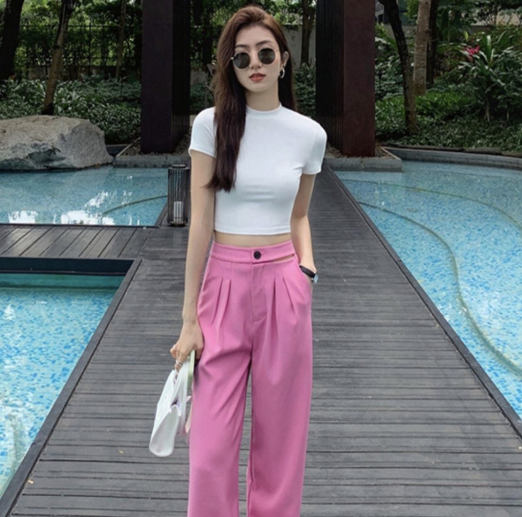 トップス Tシャツ カットソー 白トップス ミニ丈 ショート丈 袖あり 半袖 Uネック モックネック スリム タイト 細身 伸縮性 シンプル カジュアル 大人 上品 おしゃれ お洒落 大人可愛い