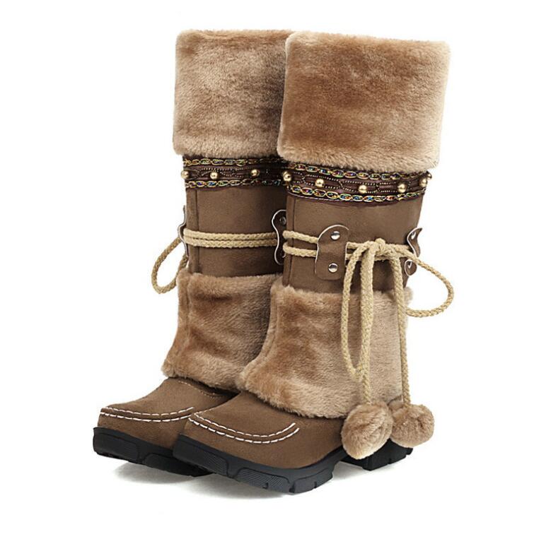 レディースブーツ　ムートンブーツ レディース ボア スノーブーツ 　ポンポン付き　ロングブーツ 裏起毛 シューズローヒール ぺたんこ ブーツ 女性 歩きやすい 厚底 ミドルブーツ ファー付き 革靴 滑
