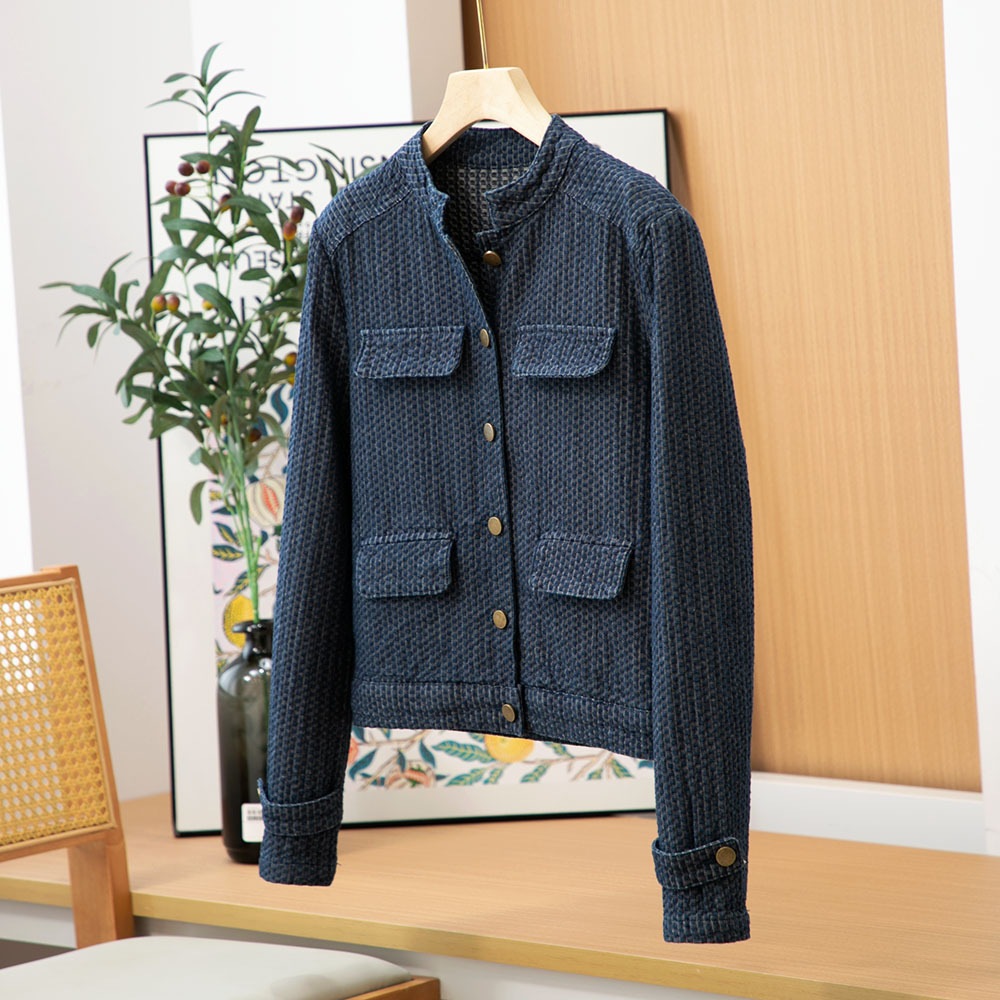 アウター ジャケット デニムジャケット 長袖 ラウンドネック 前開き ボタン ミディアム丈 ポケット かわいい 大人可愛い きれいめ シンプル 上品 おしゃれ かっこいい カジュアル レトロ こなれ感