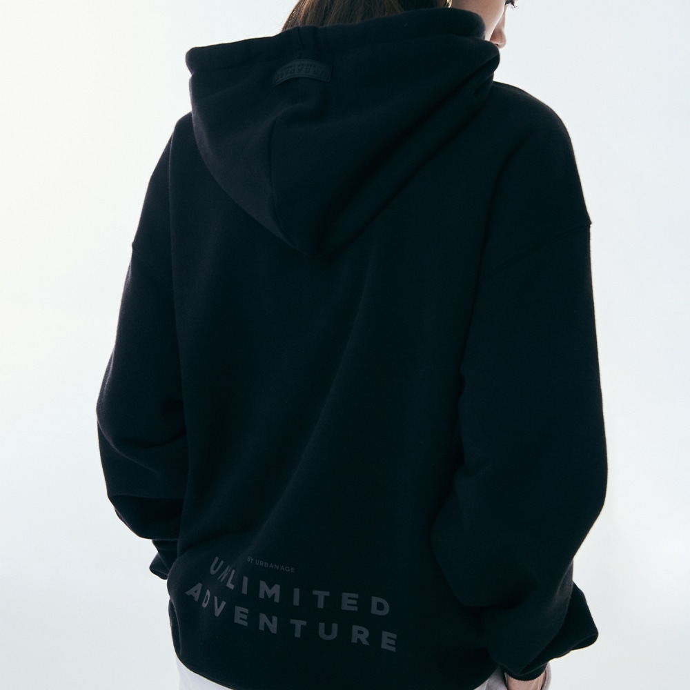 URBANAGE アンリミテッドオーバーフードブラック