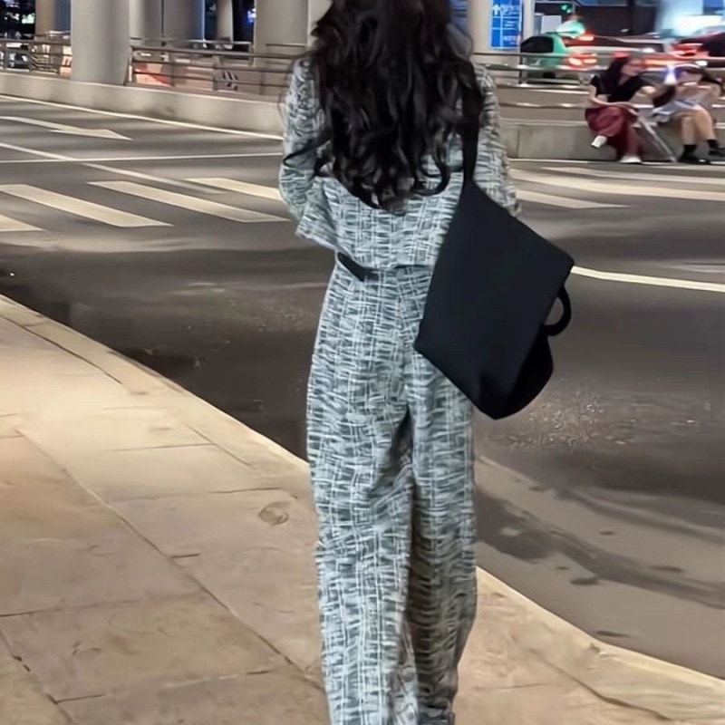 ハイエンドのカスタマイズ-Xiaoxiangfengスポーツスーツ女性用2024年秋冬新スタイルファッショナブルで老化防止ワイドレッグパンツ2点セット