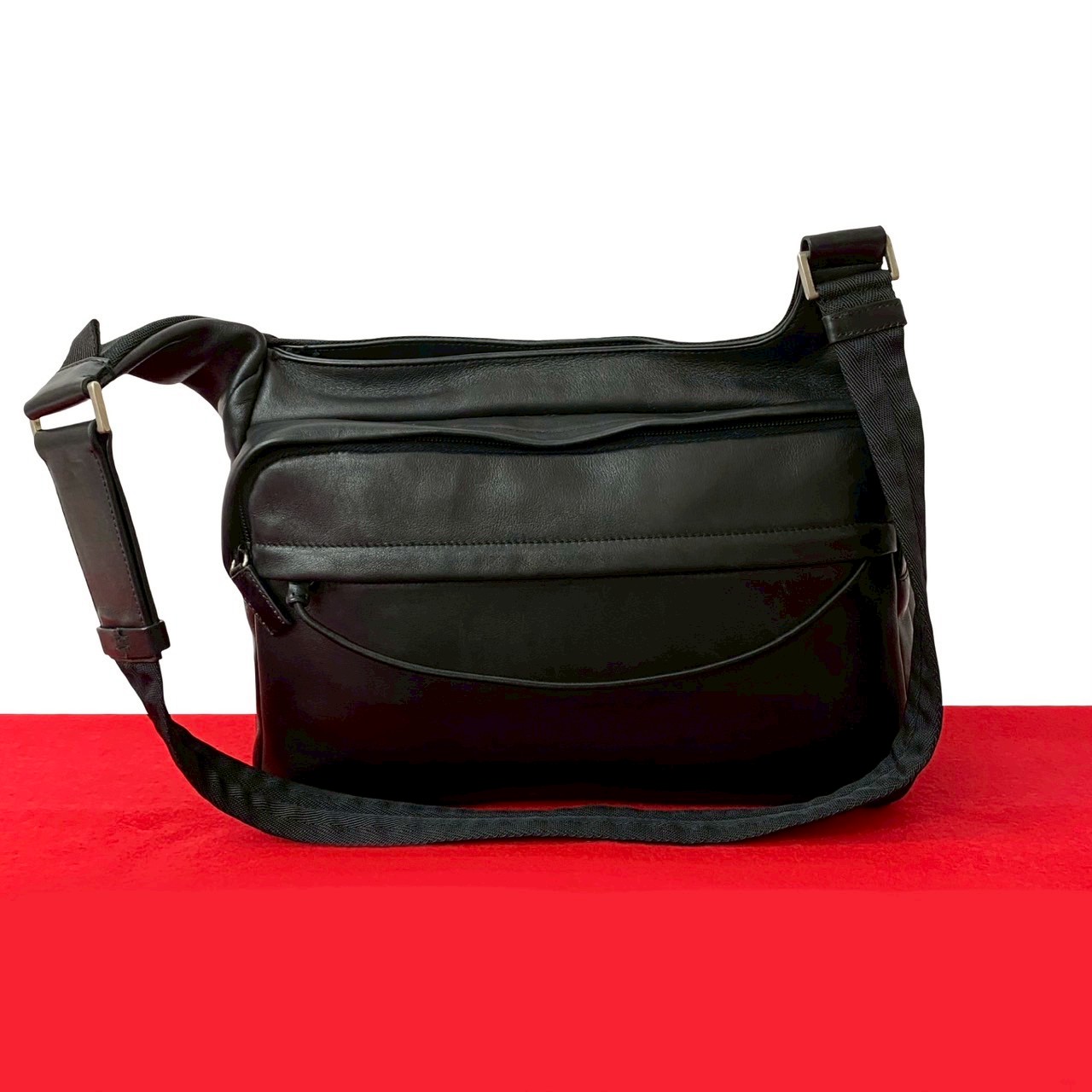 ロゴショルダーバッグ レザー ナイロン ブラック 35821