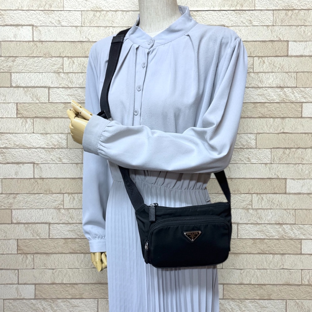 プラダ ショルダーバッグ ナイロン 2VH128 ブラック PRADA 中古 美品