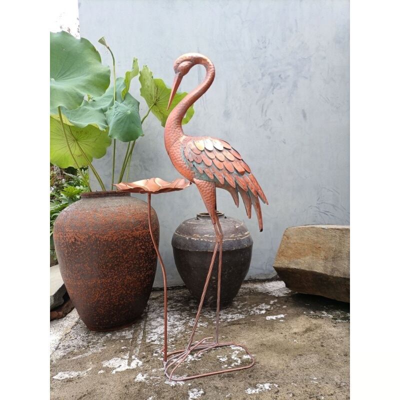 ガーデンオーナメント オブジェ 鶴 鳥 置物 庭 屋外 金属製 モニュメント デコレーション 芝生 カラフル ブロンズ おしゃれ シンプル ヴィンテージ風