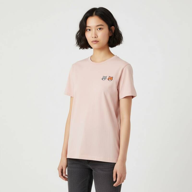 メゾン・キツネ 2026年春夏 ダブルヘッドフォックス パッチロゴ 半袖レディースTシャツ OW011CFKJ7026 0172