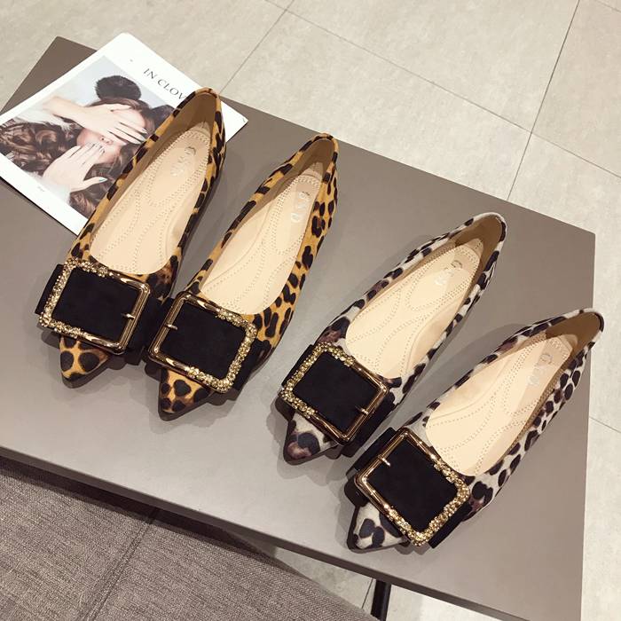 【急速出荷】2種類 パンプス ぺたんこ シューズ レディース 靴 ヒョウ柄 レオパード ローヒール 華やか 1cm きれいめ おしゃれ ポインテッドトゥ スクエアトゥ 大きいサイズ 25.0 25.5