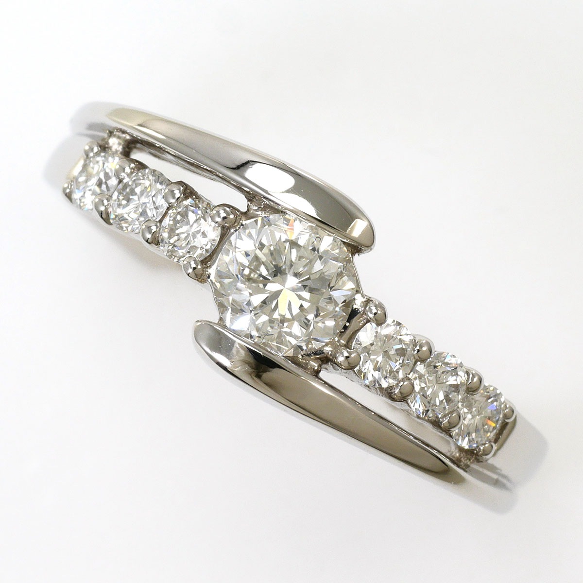PT900 プラチナ リング・指輪 9.5号 ダイヤモンド 0.443ct ダイヤモンド 0.27ct VS1 鑑定書 総重量約6.0g ジュエリー 中古