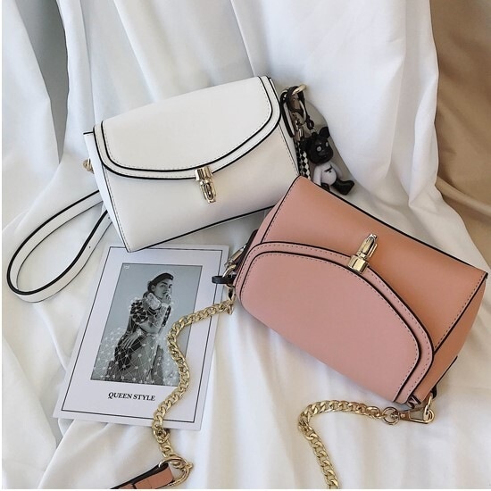 6色 ハンドバッグ レディース ミニバッグ 小バッグ 手提げ 肩掛け 斜めがけ 小さめ カジュアル かわいい おしゃれ 旅行 チェーン ストラップ スクエア 四角 横長 BOX型 ミニ 小さい コンパ