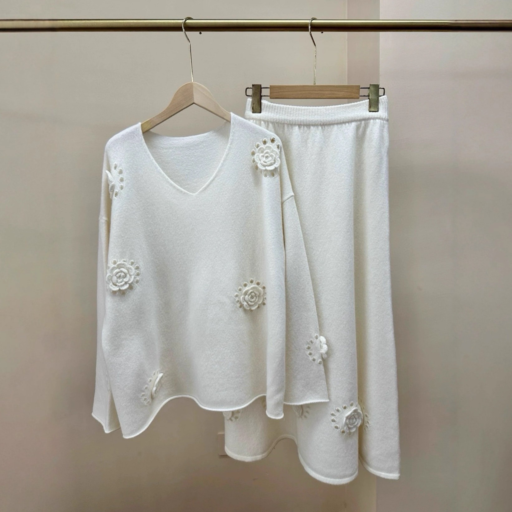 ニットスーツレディース秋冬新作重工チェック柄セーター半身スカート2点セットセットアップ