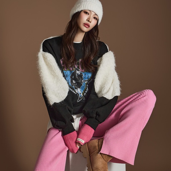 E3648 ファー プリンティング マンツーマンTシャツ