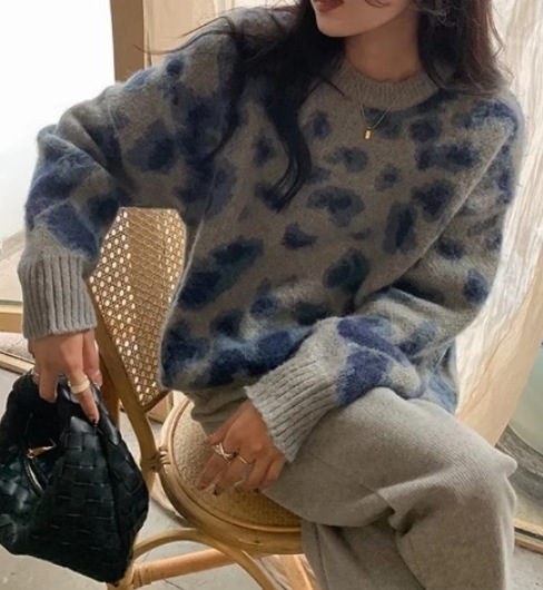 メンズ 男女兼用 ユニセックス レディース トップス ニット 長袖 ボリューム袖 Uネック ヴィンテージ かわいい 大人可愛い シンプル カジュアル おしゃれ かっこいい レトロ こなれ感 ラフ 5,621円