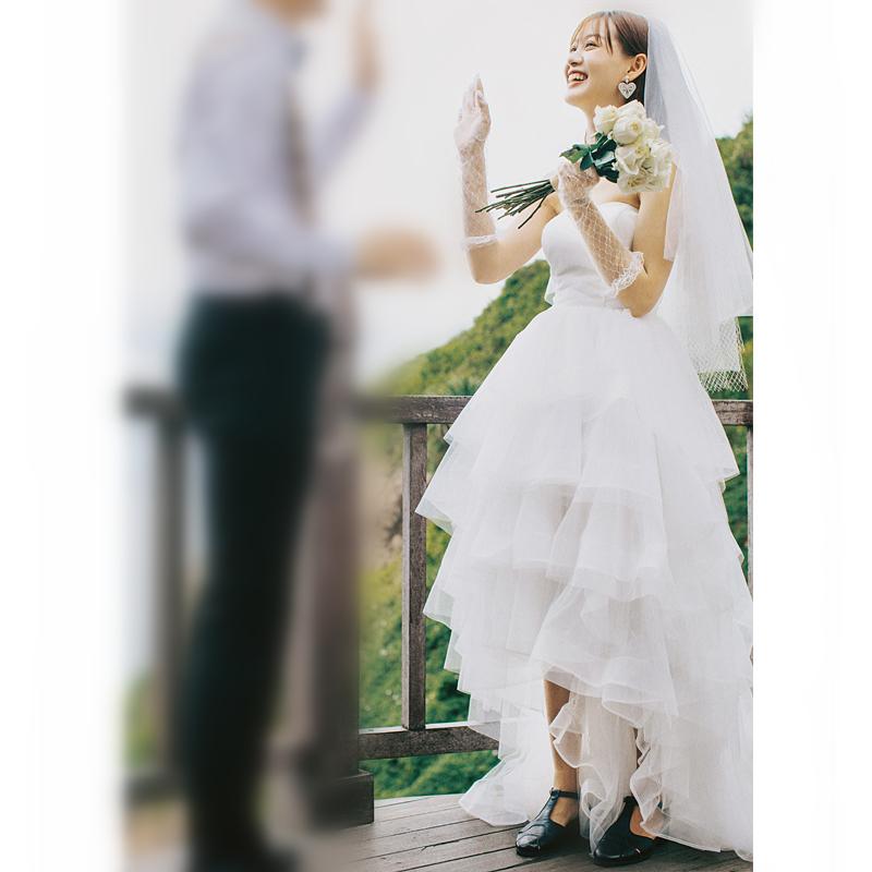 ウェディングドレス 二次会 結婚式 ブライダル 前短後長ドレス カステラスカート ベアトップ ビスチェ 前撮り 海外挙式 花嫁 リゾートウェディング 記念撮影